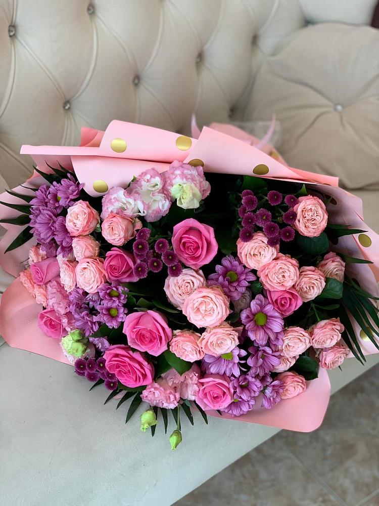 Букет цветов из: Хризантемы, Розы и Лизиантусы в Воздвиженское