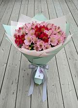 Букет цветов из:  Альстромерии #REPLACE_PRED# Воздвиженское