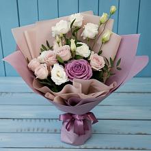 Букет цветов из:  Розы и Лизиантусы #REPLACE_PRED# Воздвиженское