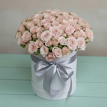 Цветочная композиция из Розы в шляпной коробке в Воздвиженское