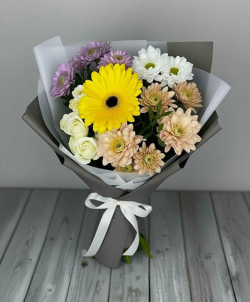 Букет цветов из: Розы, Герберы и Хризантемы в Воздвиженское