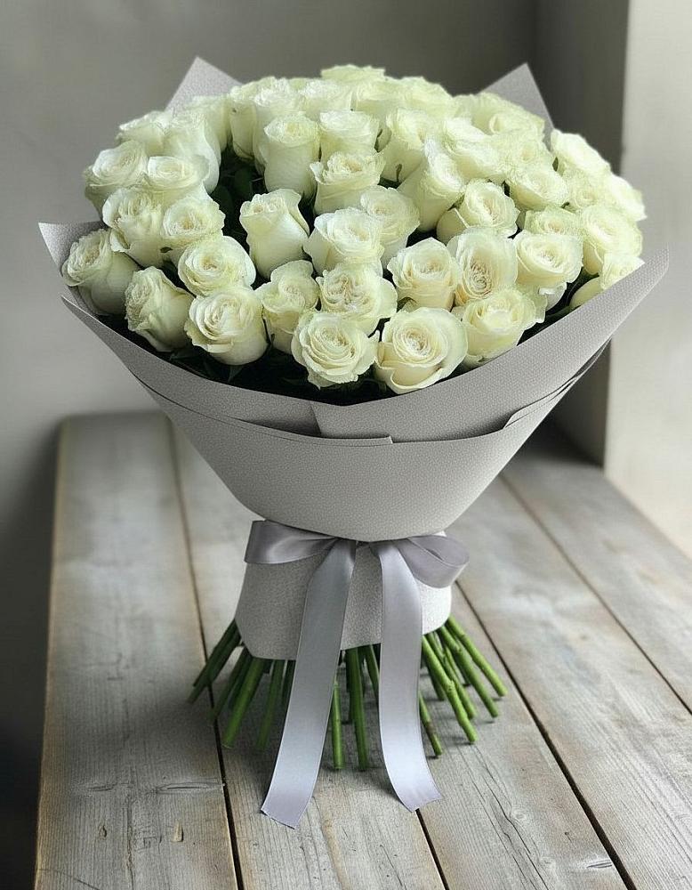 Букет 35 Белых роз в Воздвиженское