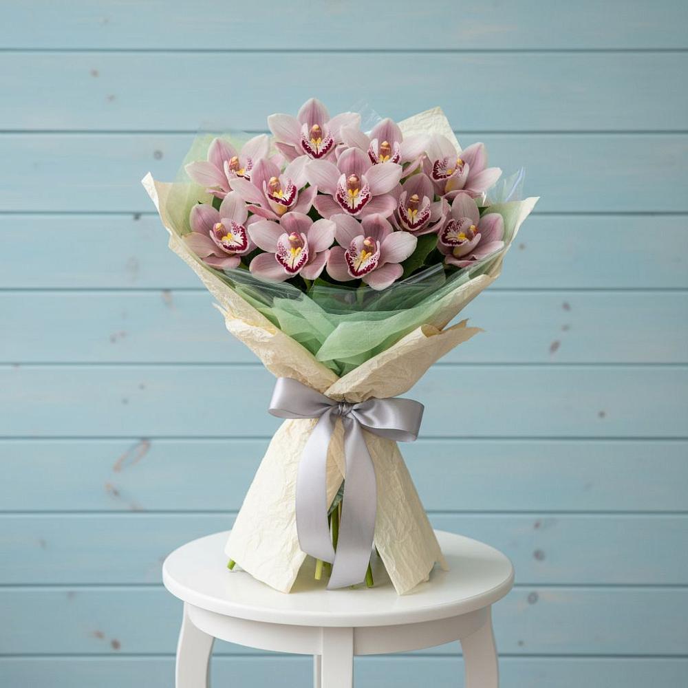 Букет цветов из: Орхидеи и Розы в Воздвиженское