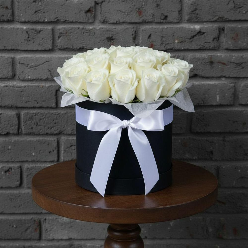 Цветочная композиция из Розы в шляпной коробке в Воздвиженское