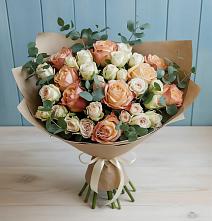 Букет цветов из:  Альстромерии и Розы в Воздвиженское