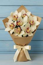 Букет цветов из:  Орхидеи и Розы #REPLACE_PRED# Воздвиженское