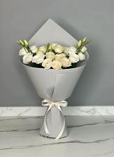 Букет цветов из:  Розы и Лизиантусы #REPLACE_PRED# Воздвиженское